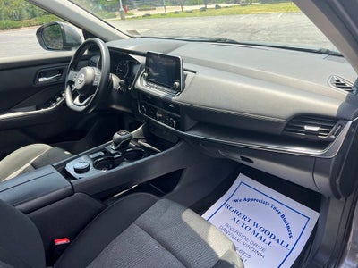 2024 Nissan Rogue SV