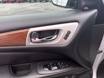 2019 Nissan Pathfinder Platinum