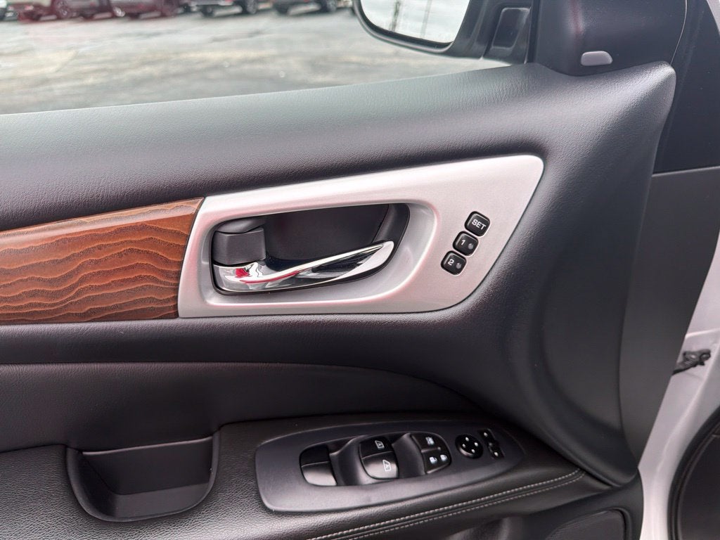 2019 Nissan Pathfinder Platinum
