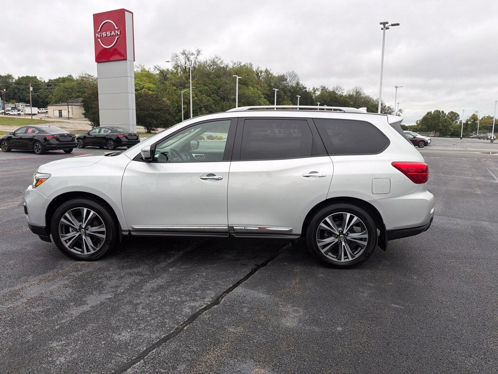 2019 Nissan Pathfinder Platinum