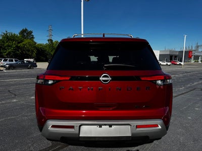2023 Nissan Pathfinder SL