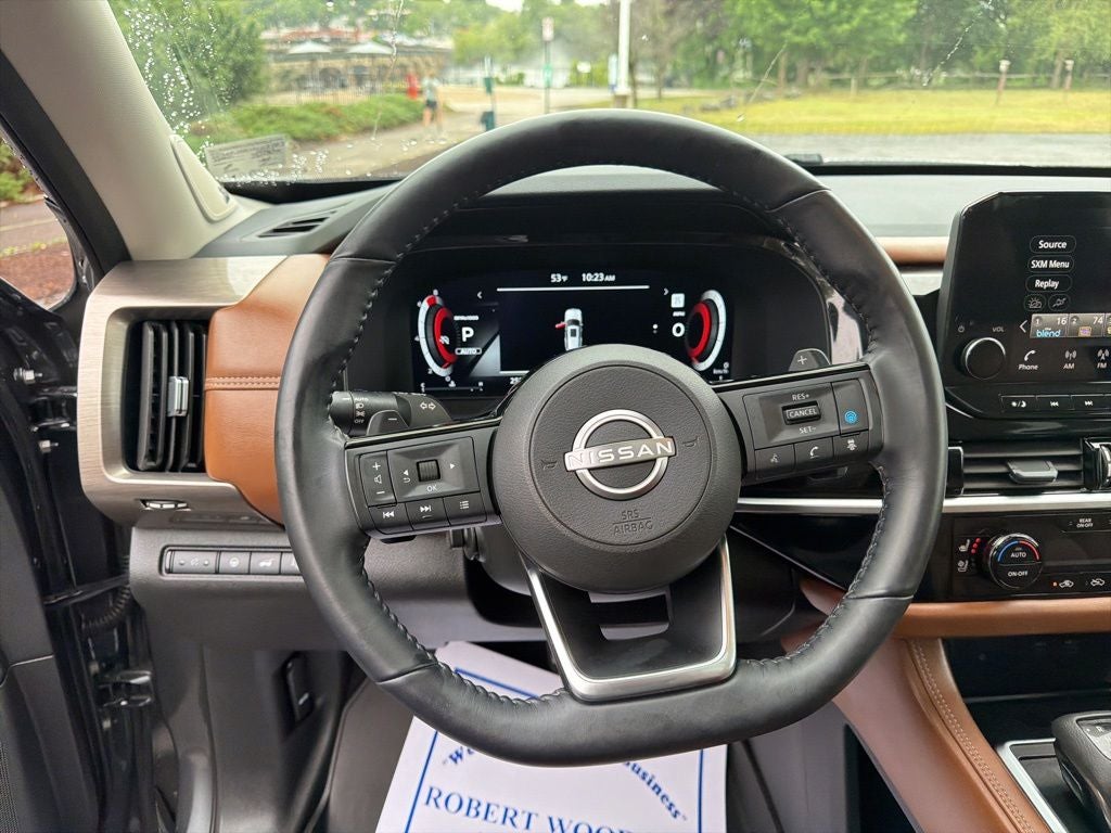 2024 Nissan Pathfinder Platinum