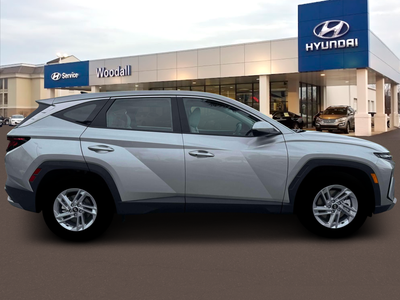 2026 Hyundai TUCSON SE FWD