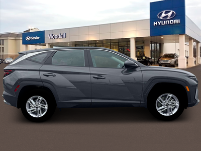 2026 Hyundai TUCSON SE AWD