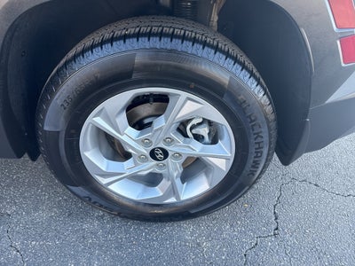 2024 Hyundai TUCSON SE