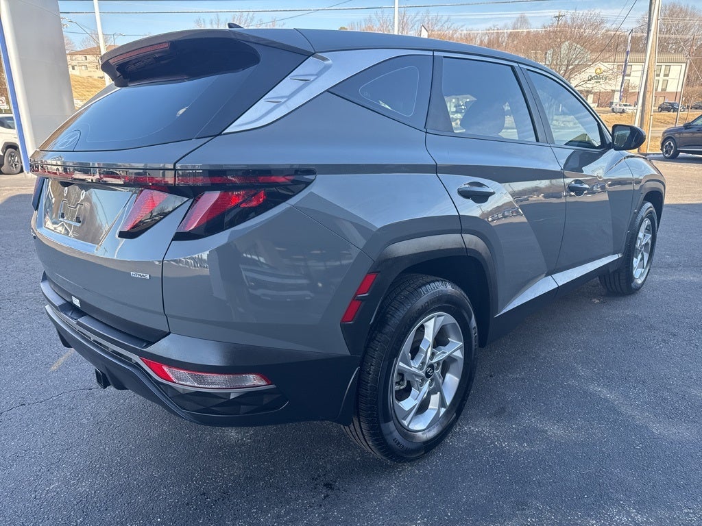 2024 Hyundai TUCSON SE