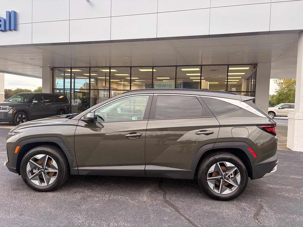 2025 Hyundai TUCSON SEL