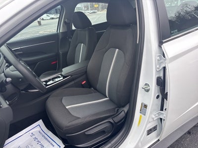 2022 Hyundai SONATA SE