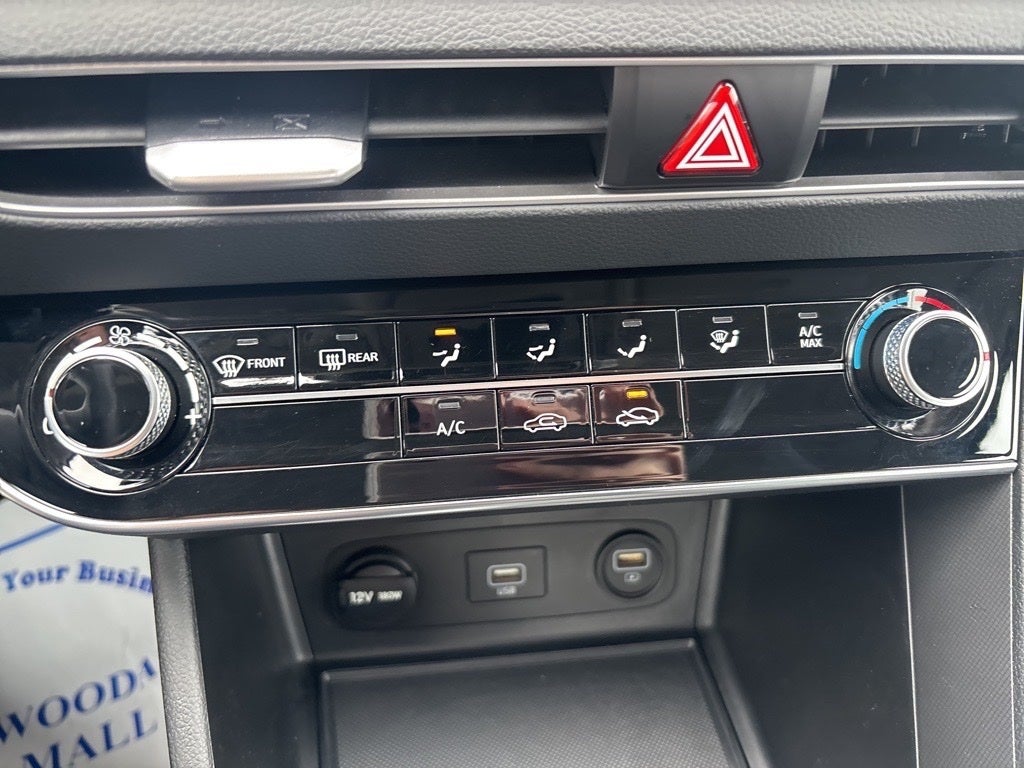 2022 Hyundai SONATA SE