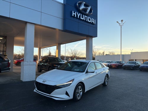 2023 Hyundai ELANTRA SE