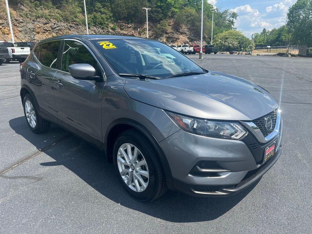 2022 Nissan Rogue Sport S