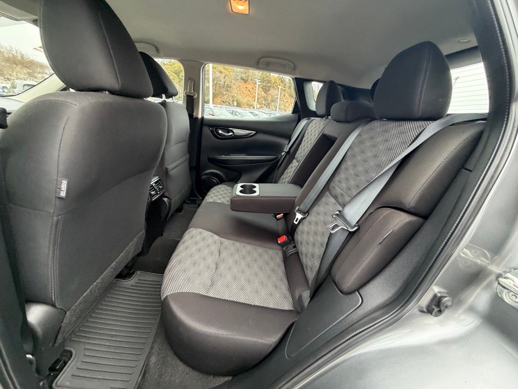 2021 Nissan Rogue Sport SV