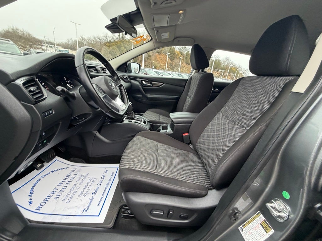 2021 Nissan Rogue Sport SV