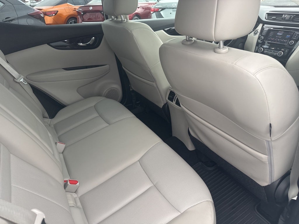 2022 Nissan Rogue Sport SL