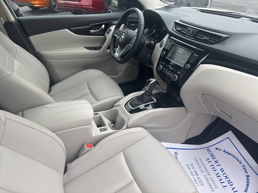 2022 Nissan Rogue Sport SL