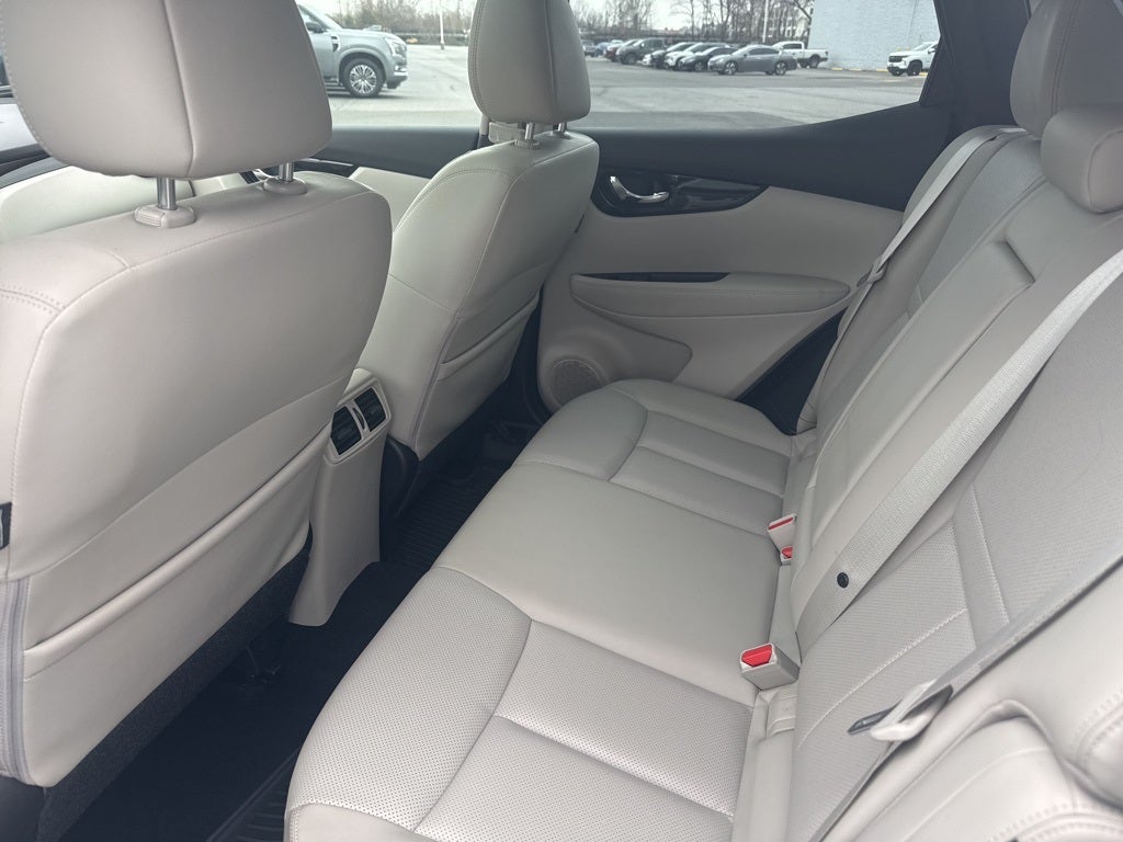 2022 Nissan Rogue Sport SL