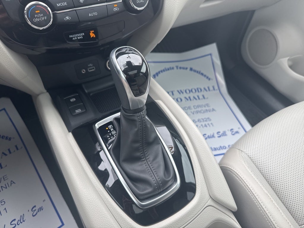 2022 Nissan Rogue Sport SL