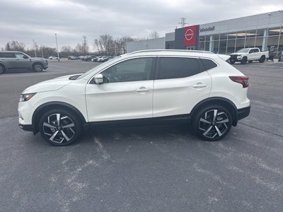 2022 Nissan Rogue Sport SL
