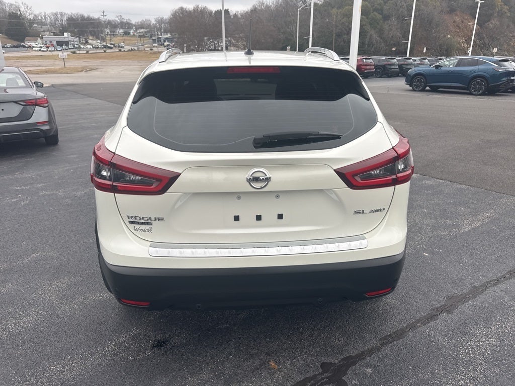 2022 Nissan Rogue Sport SL