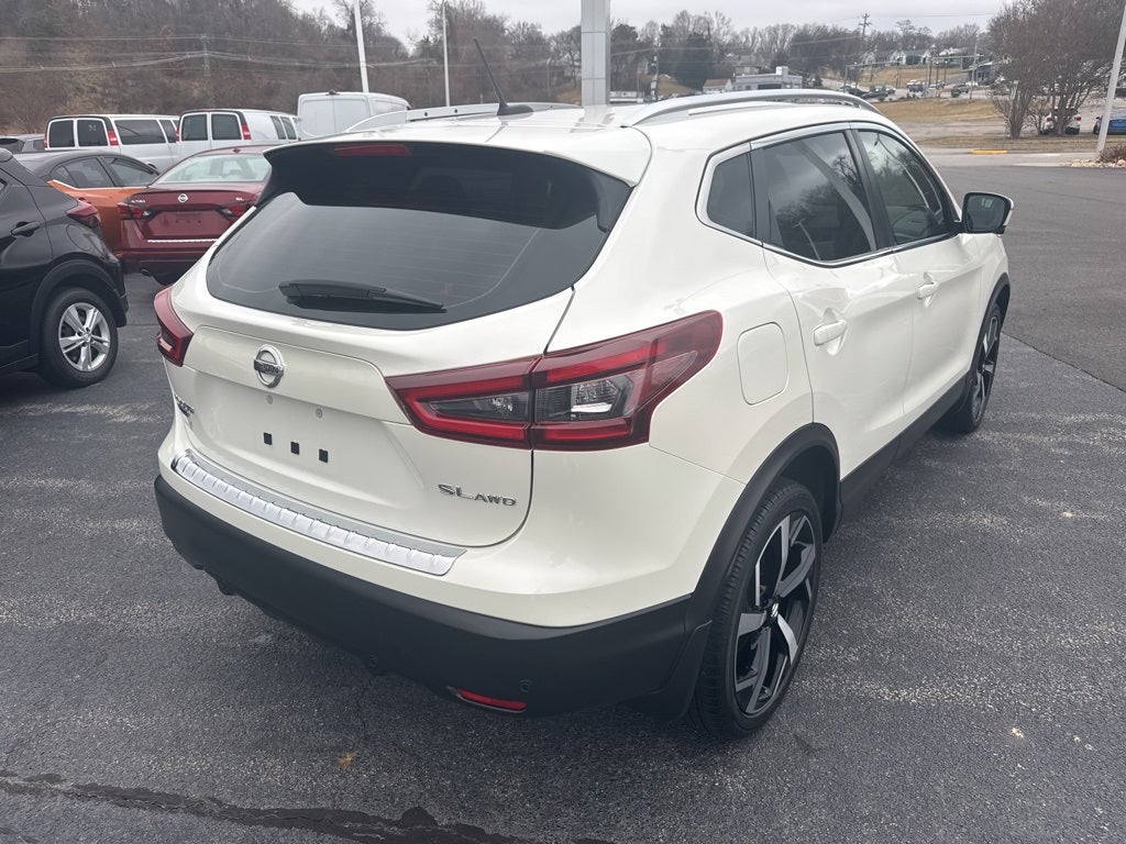 2022 Nissan Rogue Sport SL