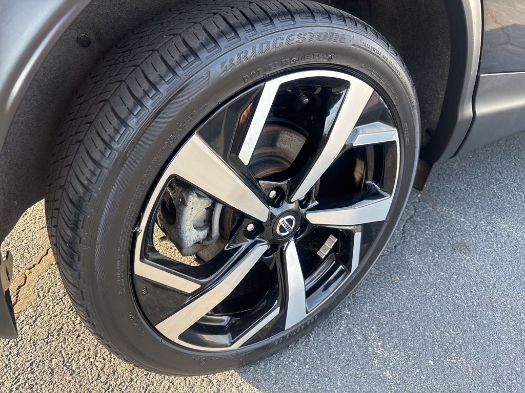 2022 Nissan Rogue Sport SL