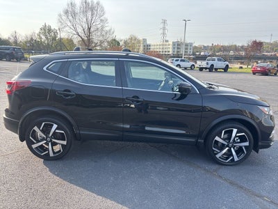 2022 Nissan Rogue Sport SL