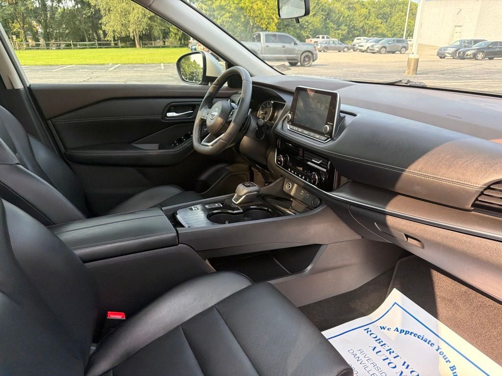 2022 Nissan Rogue SV