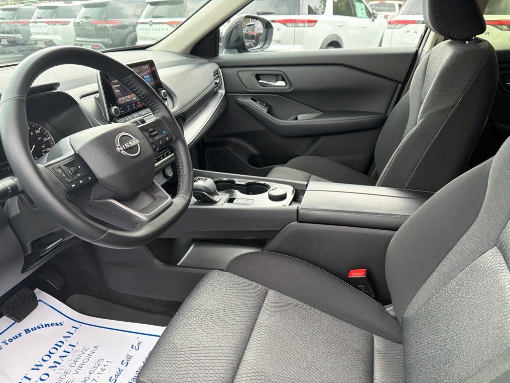 2025 Nissan Rogue SV