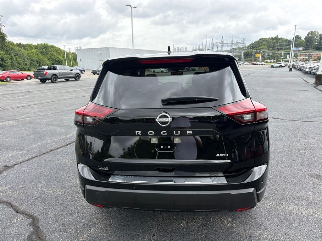 2025 Nissan Rogue SV