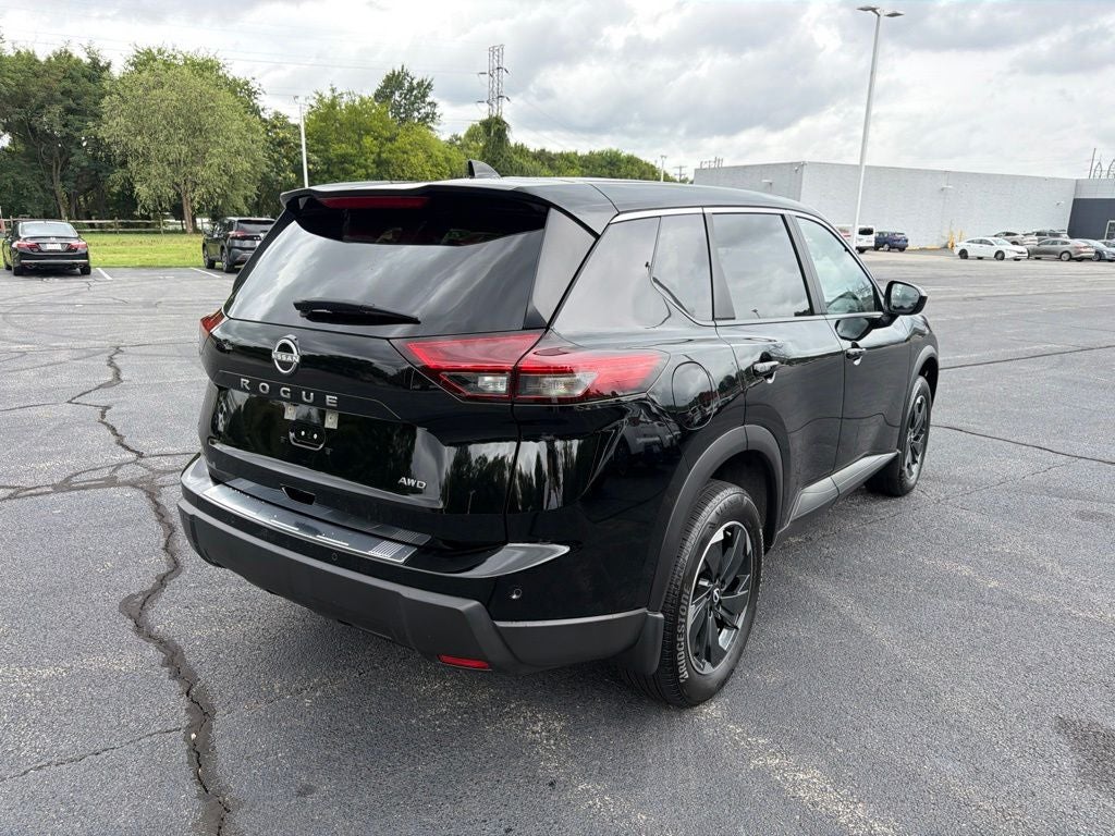 2025 Nissan Rogue SV