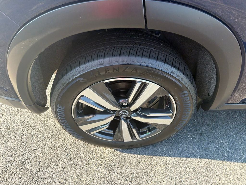 2025 Nissan Rogue SL