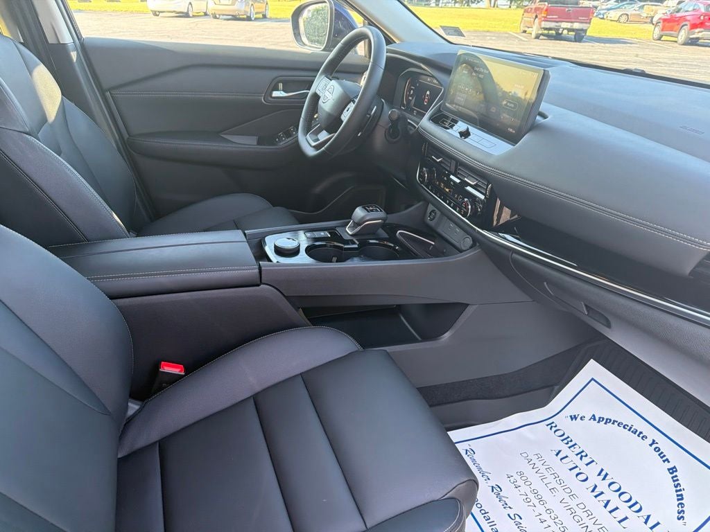 2025 Nissan Rogue SL