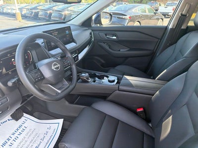 2025 Nissan Rogue SL