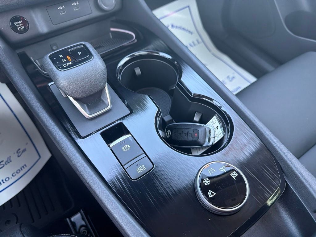 2025 Nissan Rogue SL