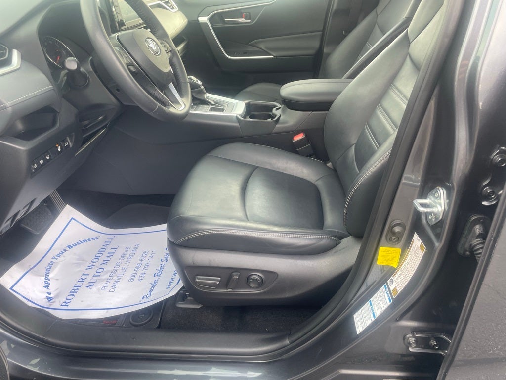 2020 Toyota RAV4 XLE Premium