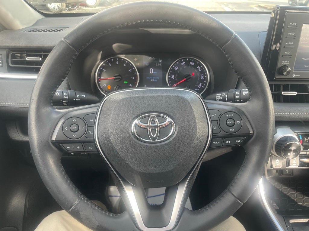 2020 Toyota RAV4 XLE Premium