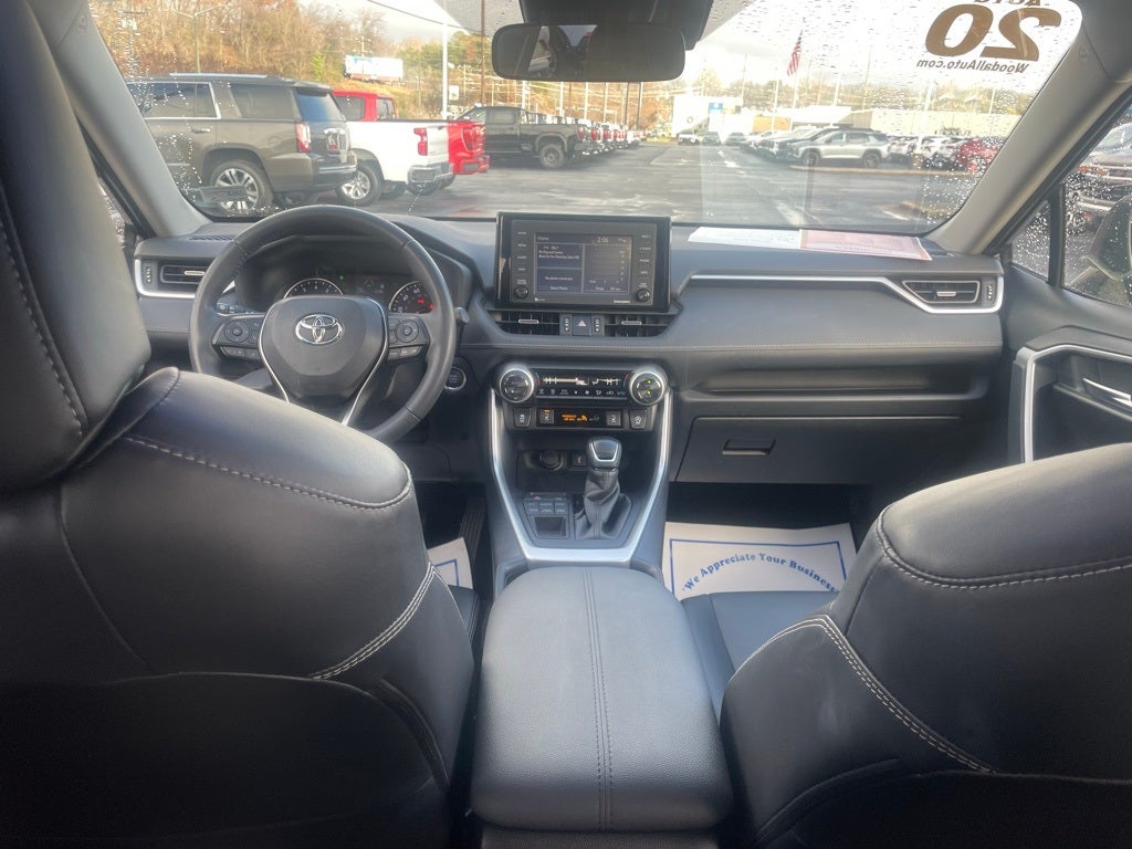 2020 Toyota RAV4 XLE Premium