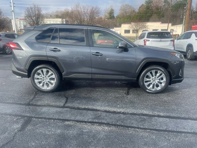 2020 Toyota RAV4 XLE Premium