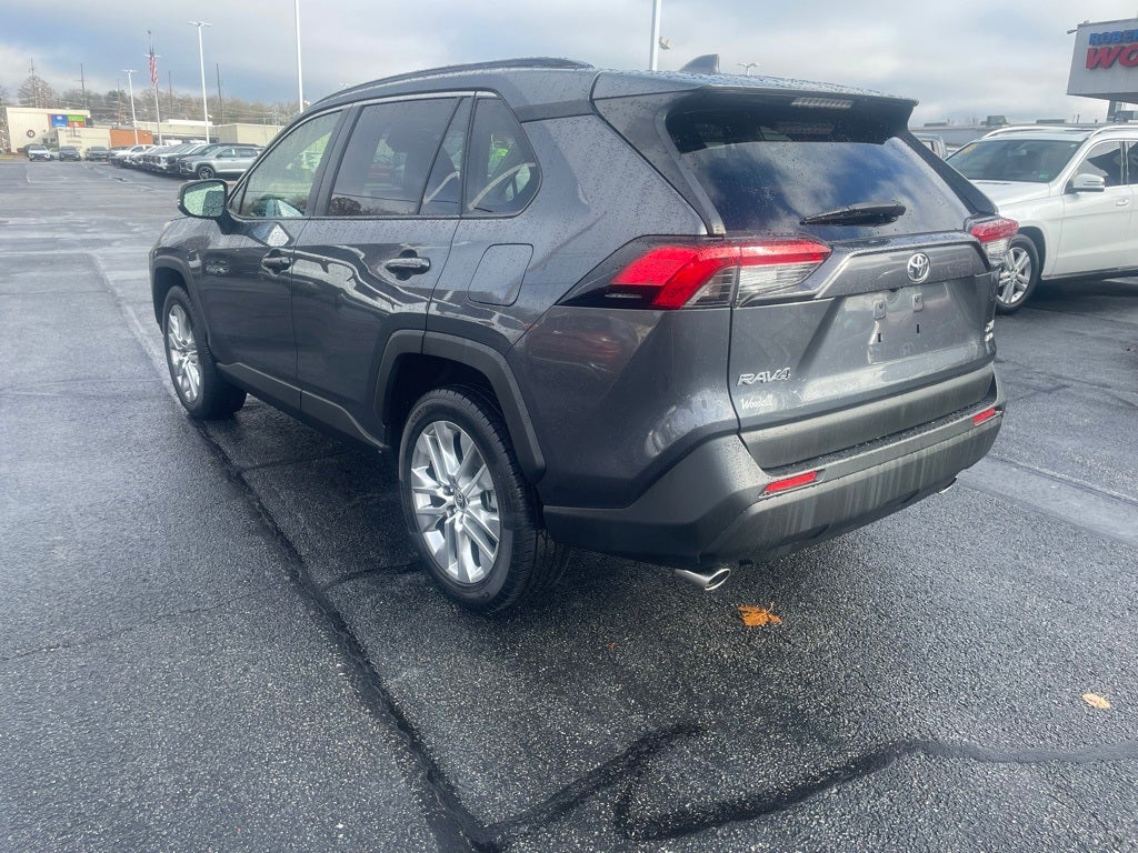 2020 Toyota RAV4 XLE Premium