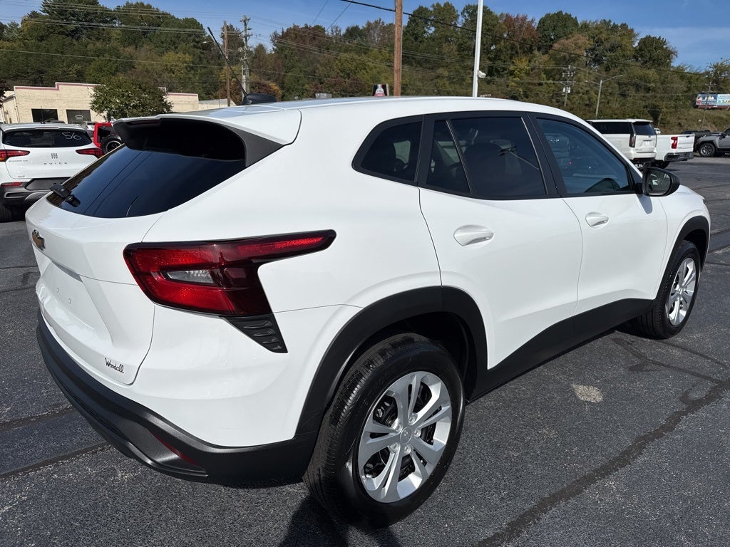 2024 Chevrolet Trax LS