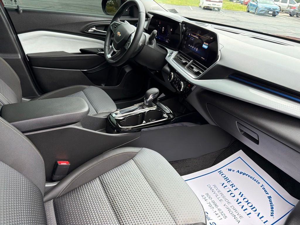2024 Chevrolet Trax LT