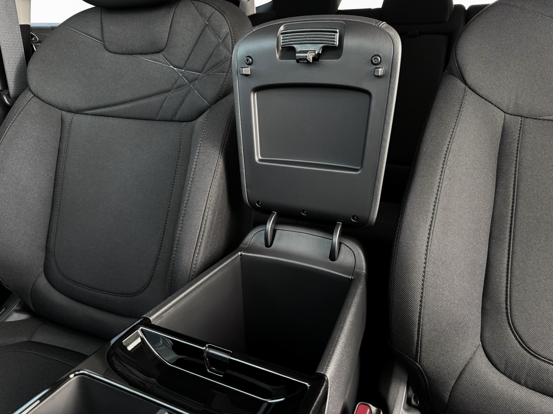 2025 Hyundai TUCSON PLUG-IN HYBRID SEL