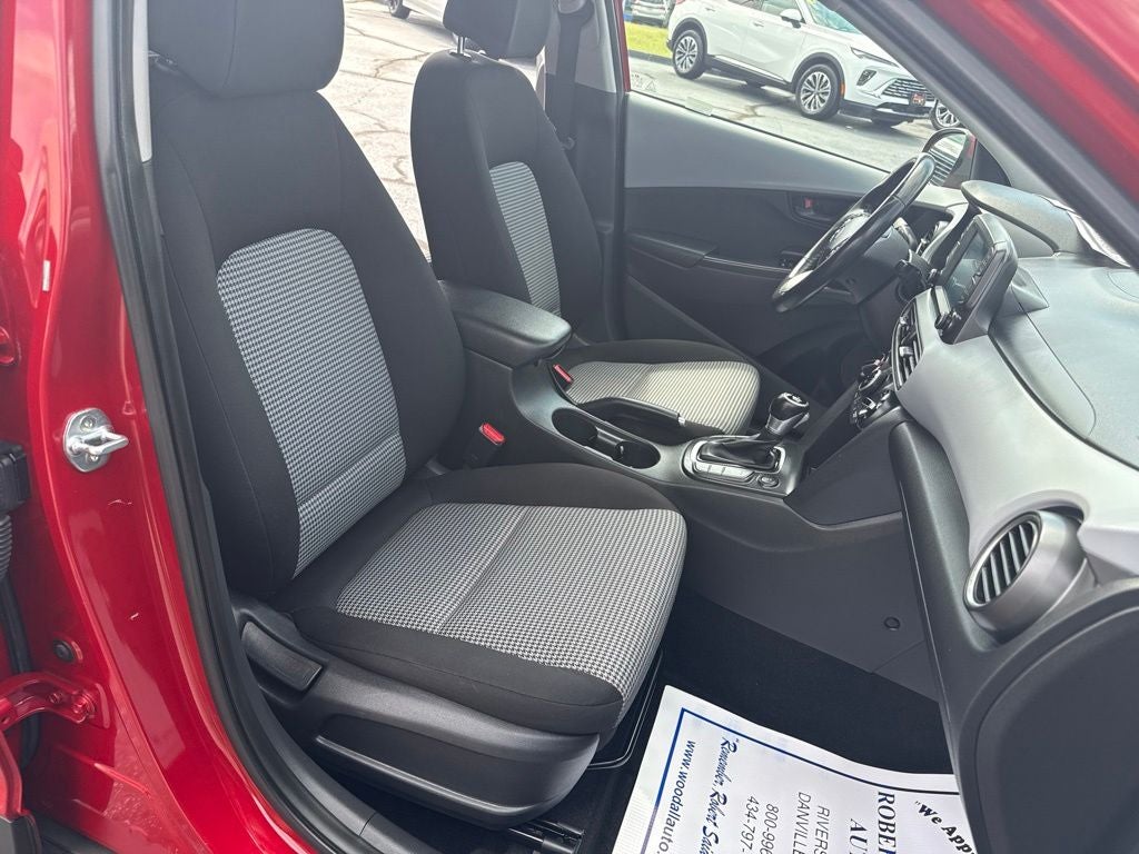 2021 Hyundai KONA SEL