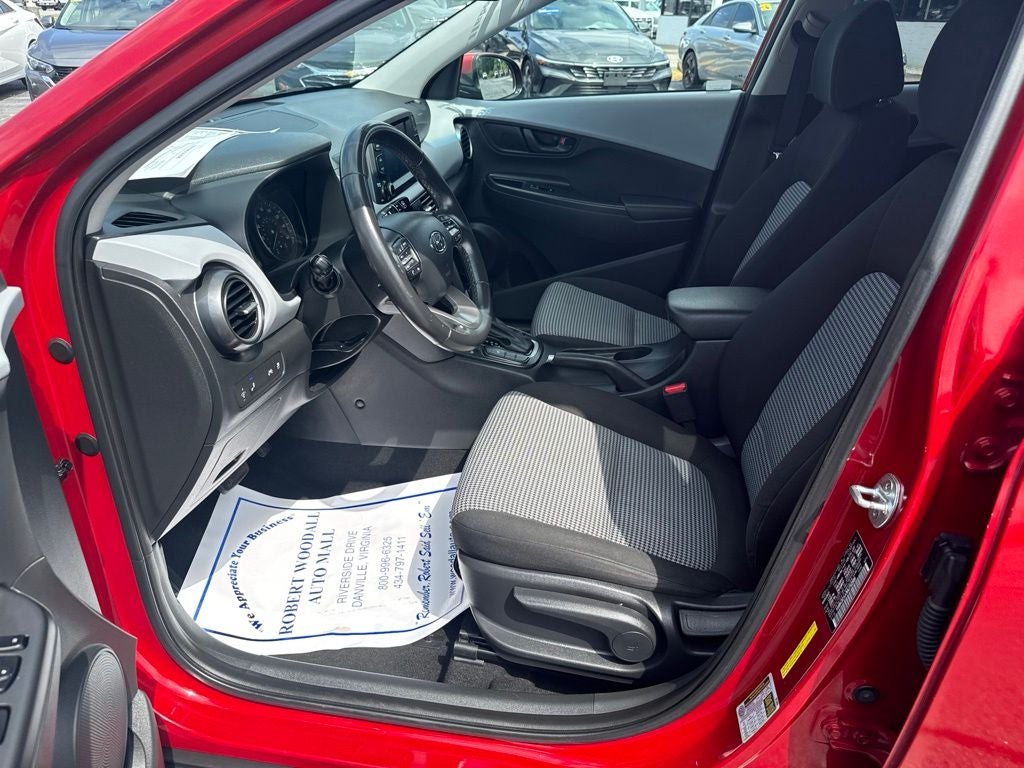 2021 Hyundai KONA SEL