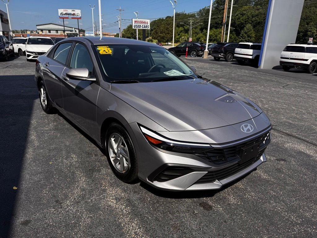 2026 Hyundai ELANTRA SE