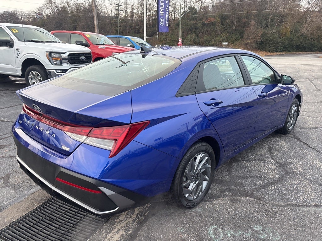 2024 Hyundai ELANTRA HYBRID Blue