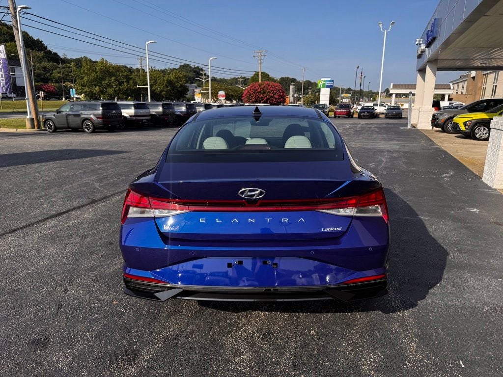 2023 Hyundai ELANTRA Limited
