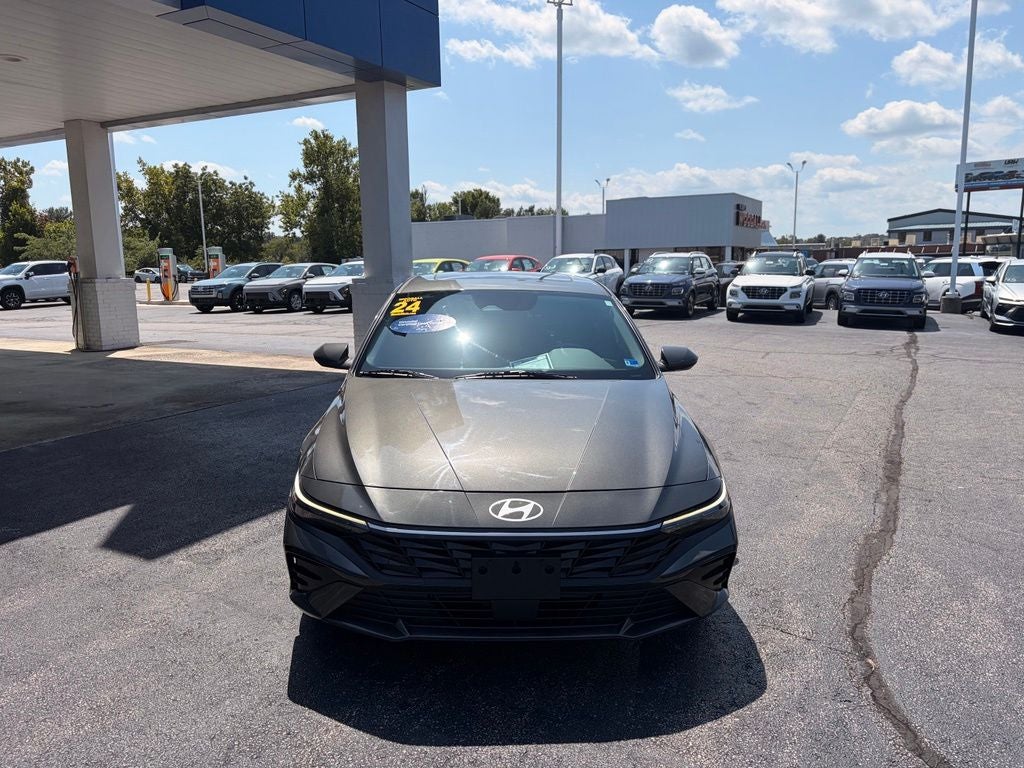 2024 Hyundai ELANTRA SEL