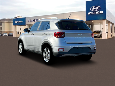 2025 Hyundai VENUE SEL