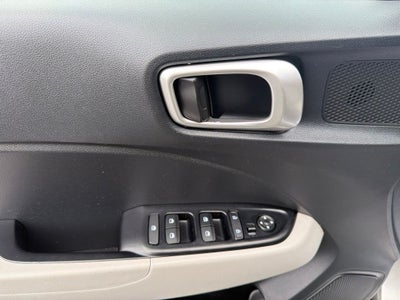 2023 Hyundai VENUE SEL